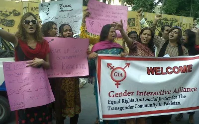 Transgender Pakistanis Struggle to Find a Place